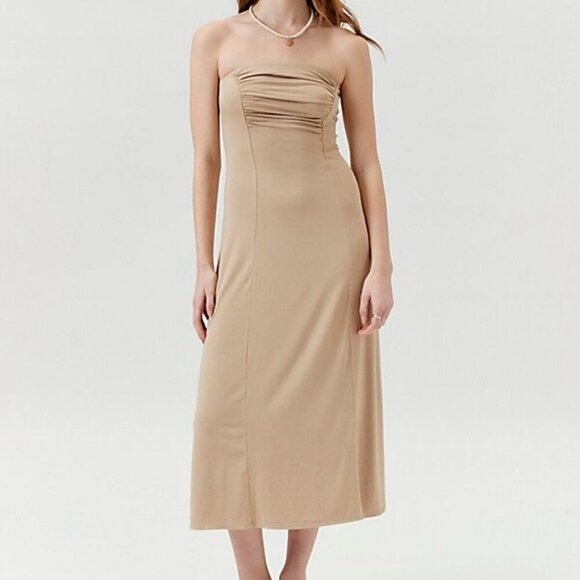 NWT UO Urban Renewal Remnants Ruched Slinky Jersey Midi Dress - Picture 1 of 6